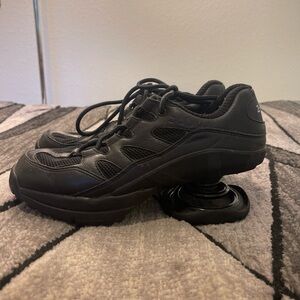 Y2K Vintage Women’s Z-Coil Black Athletic Lace-Up Sneakers